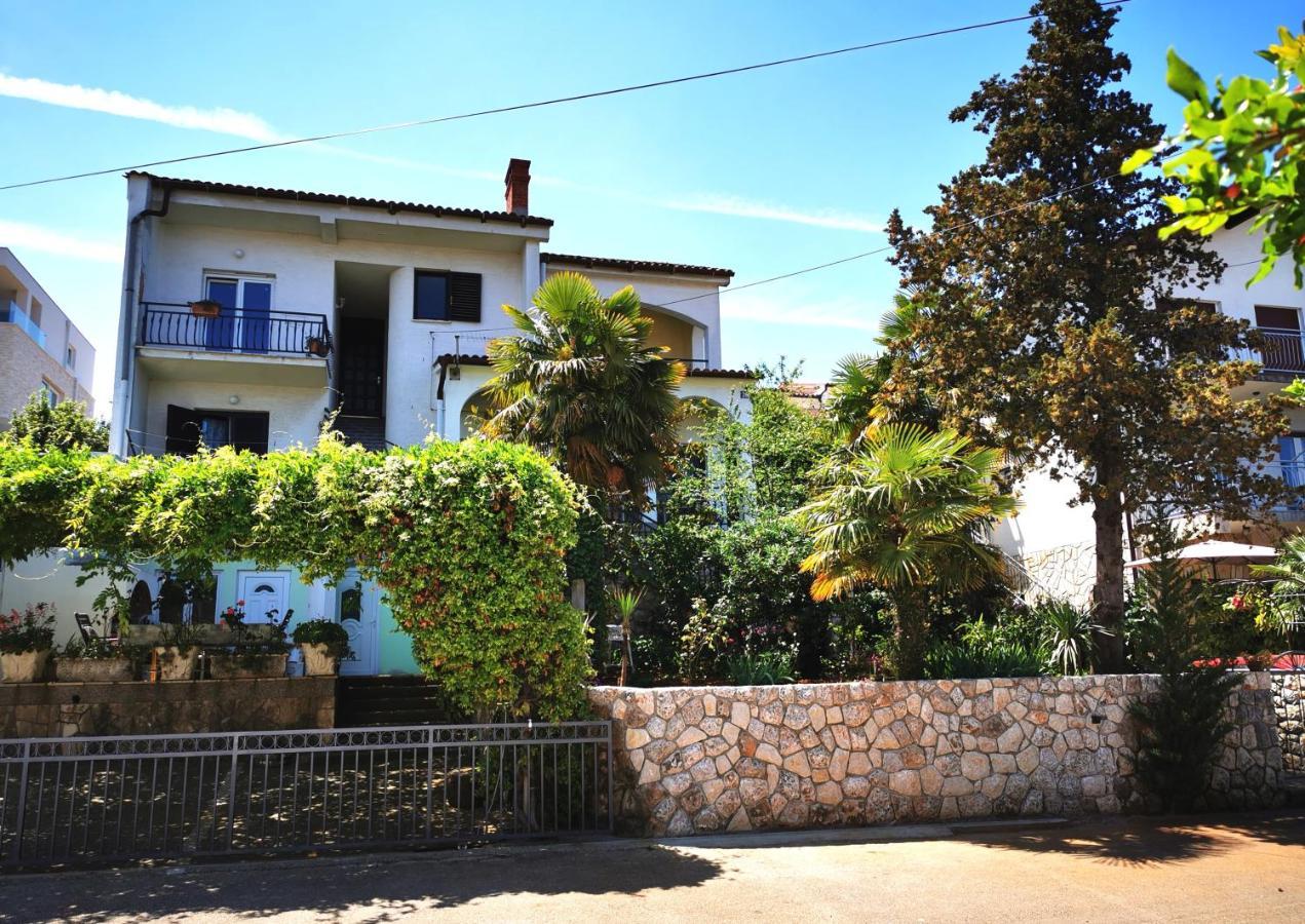 Dasek Apartment, Near Sea&Centre Njivice Exterior foto